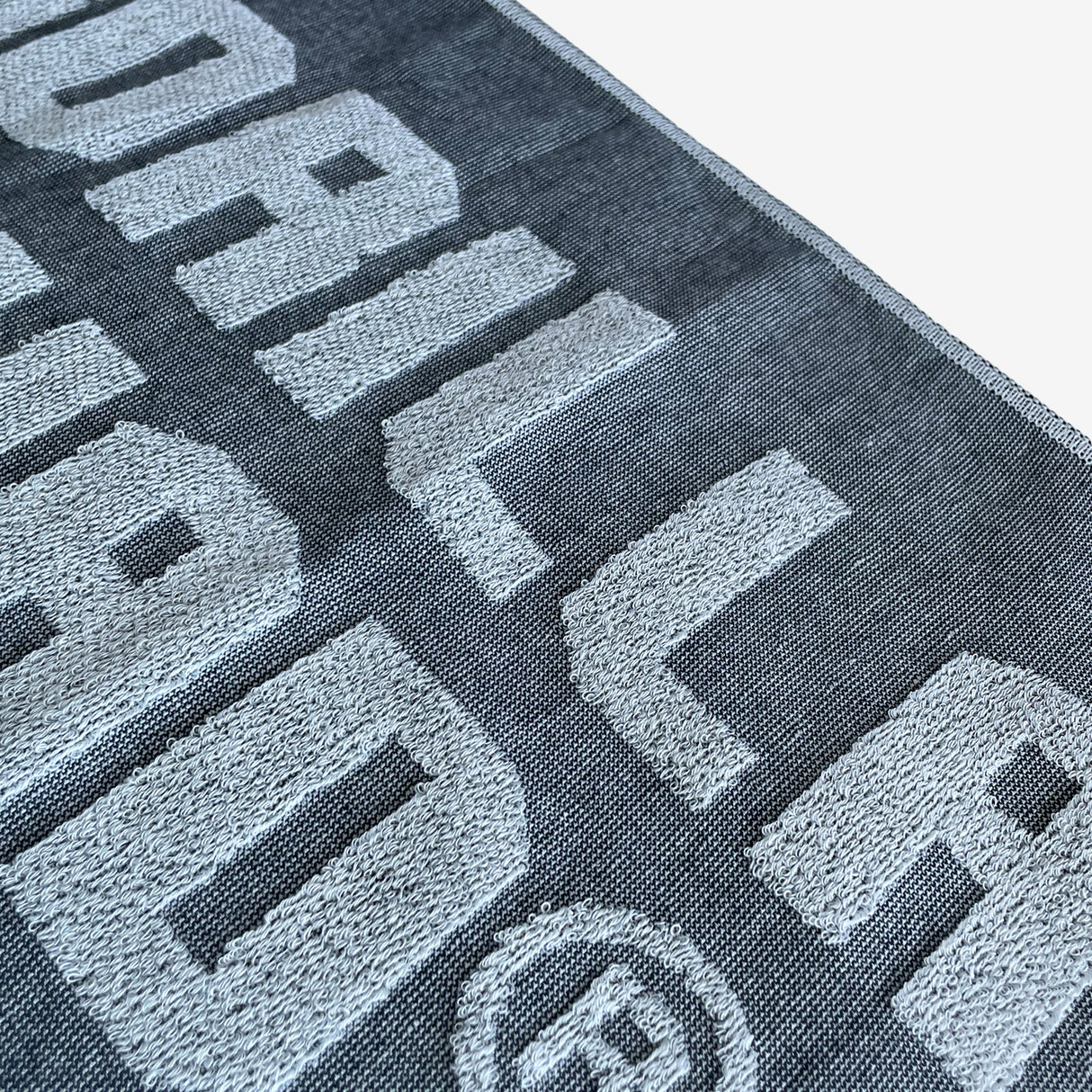 ブランドロゴスポーツタオル シャーガード織 綿100%