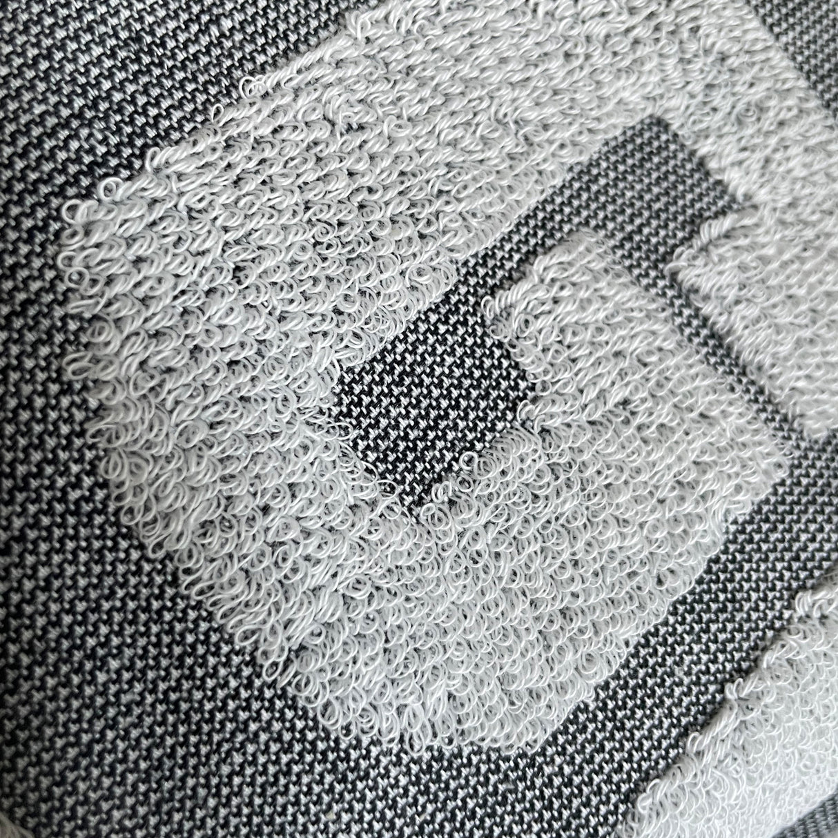 ブランドロゴスポーツタオル シャーガード織 綿100%