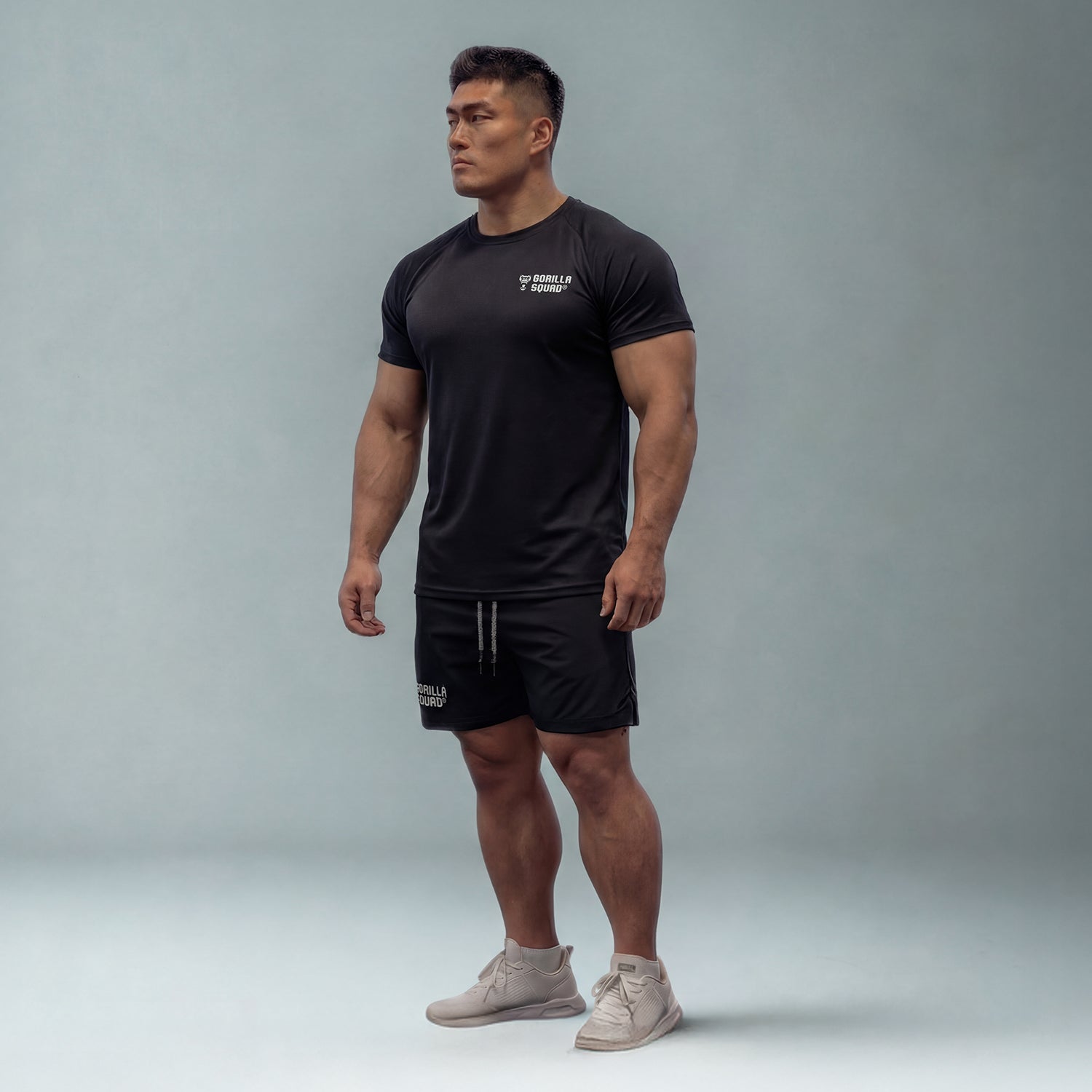 吸汗速乾ドライメッシュ トレーニングTシャツ タイトめ（ロゴ小